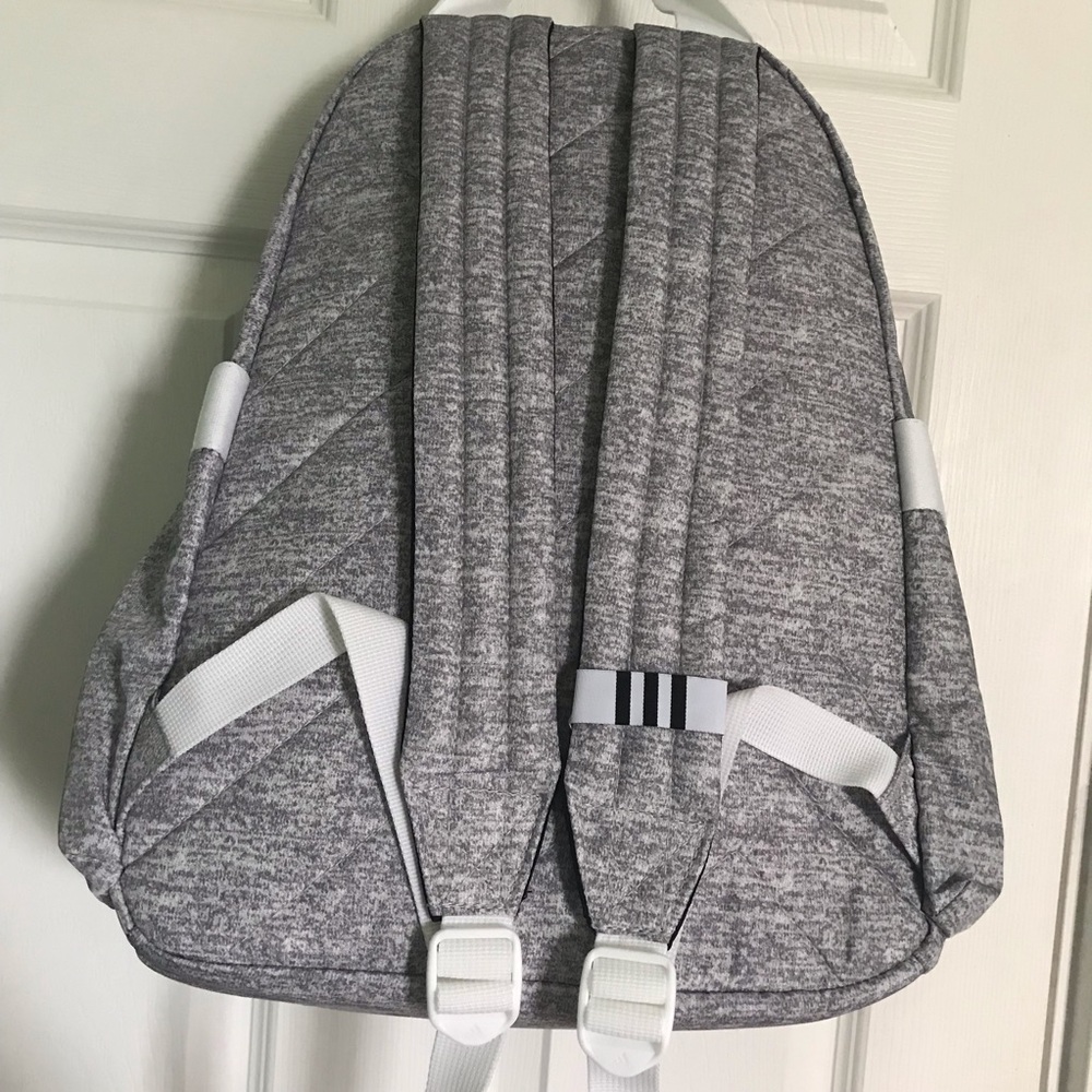 Adidas VFA Backpack Jersey grey/white/rosegold New - Picture 5 of 8